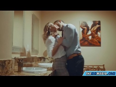 ❤️ Когато наедряла блондинка ви съблазни в обществена тоалетна ❌ Качествено порно в bg.hentaisea-com.ru